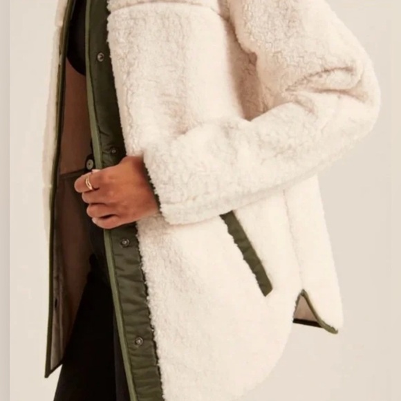 Abercrombie & Fitch Sherpa Liner Jacket, Size M - Picture 3 of 15